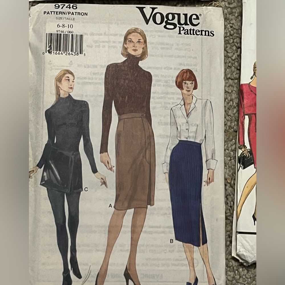 P0038.  Vogue pattern 9746